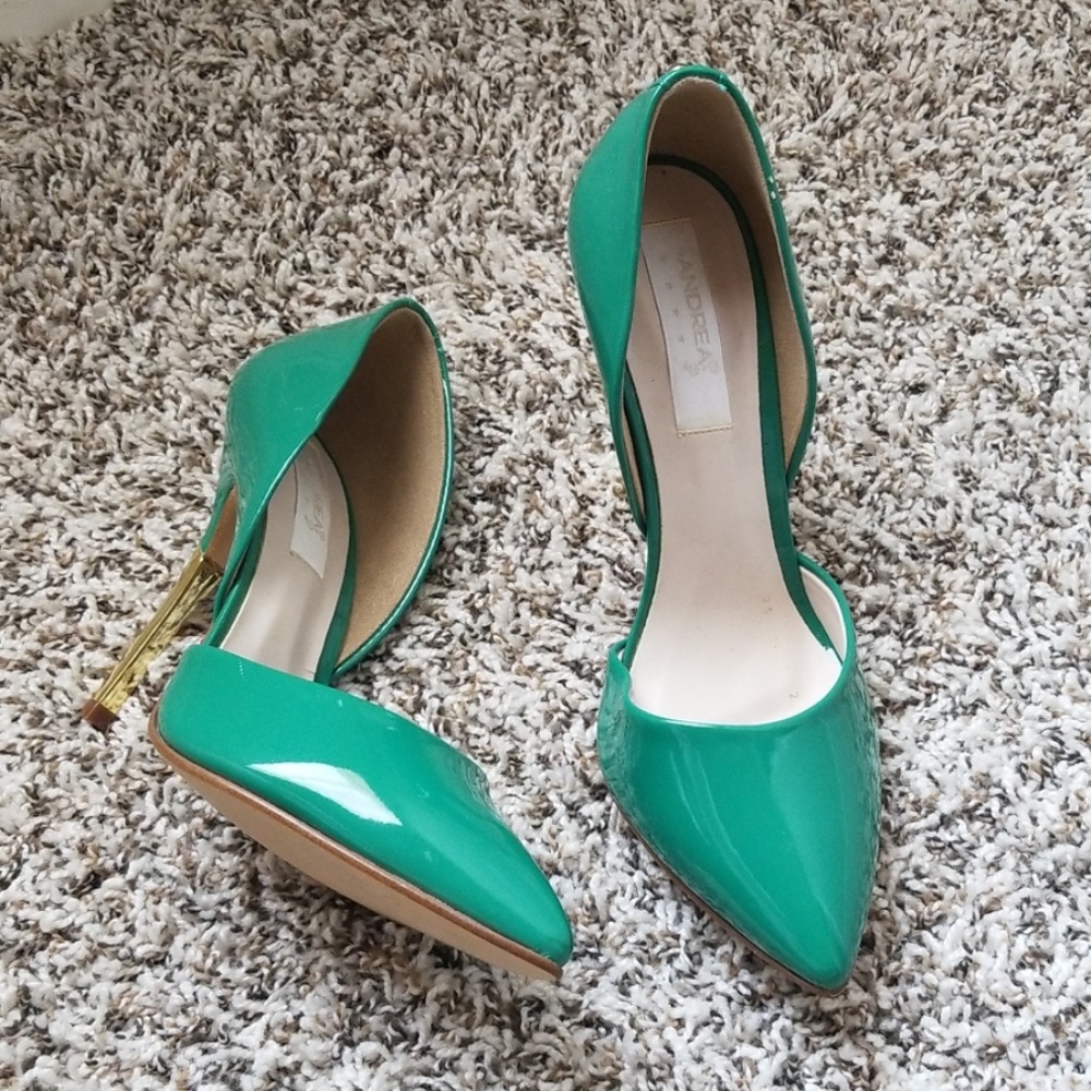 Green pointy heels